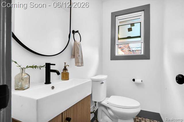 Builiding view twenty one for 20200 Brookshire, Southfield, MI. 48076