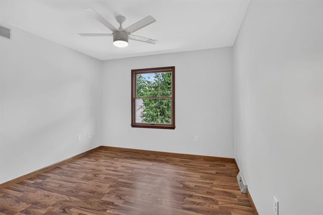 Builiding view forty five for 5129 Bardstone St, Jackson, MI. 49201