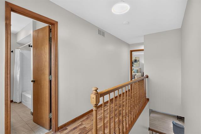 Builiding view thirty for 5129 Bardstone St, Jackson, MI. 49201