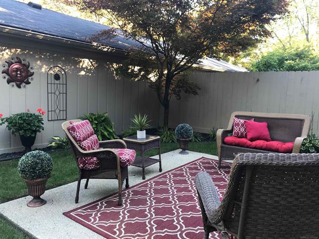 Builiding view seven for 42373 Dianna, Clinton Township, MI. 48038