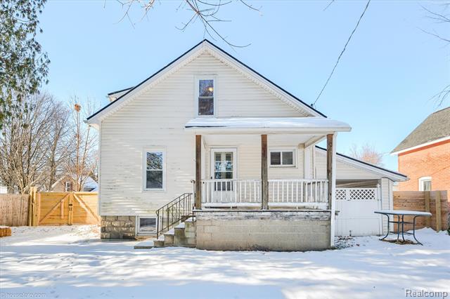 Builiding view one for 285 Dirgo, Imlay City, MI. 48444