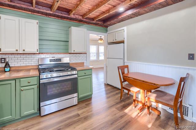 Builiding view six for 285 Dirgo, Imlay City, MI. 48444