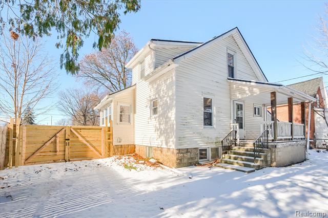 Builiding view thirty seven for 285 Dirgo, Imlay City, MI. 48444