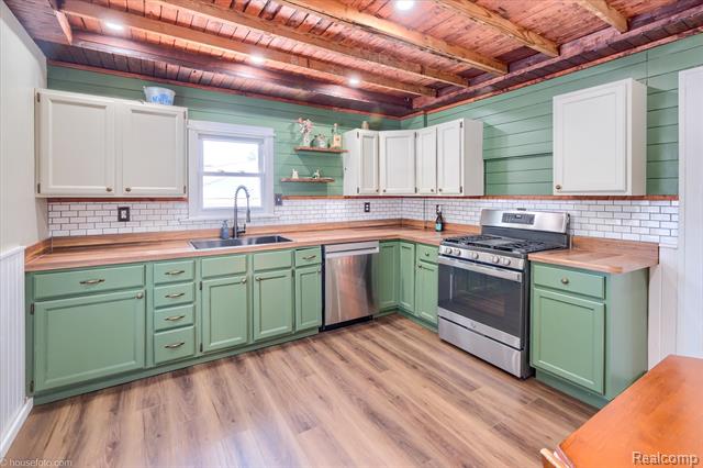 Builiding view three for 285 Dirgo, Imlay City, MI. 48444