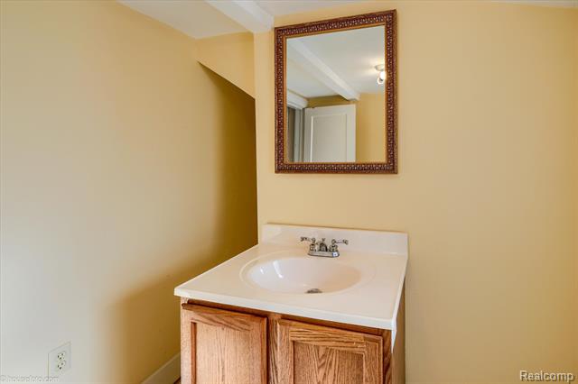 Builiding view twenty eight for 285 Dirgo, Imlay City, MI. 48444