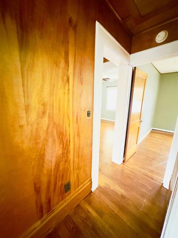 Builiding view fifteen for 917 Barnes, Lansing, MI. 48910