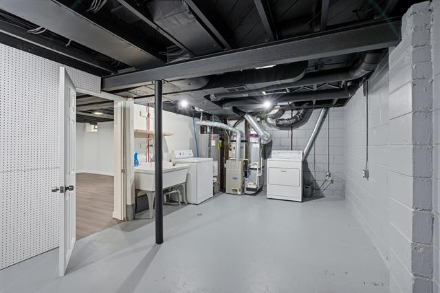 Builiding view thirty for 1203 E 2Nd, Royal Oak, MI. 48067