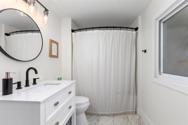 Builiding view thirteen for 536 Wright, Grand Rapids, MI. 49505