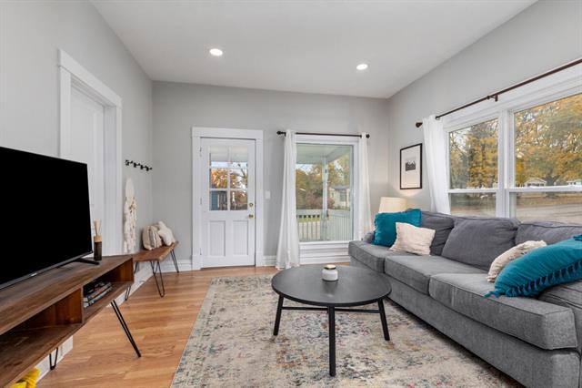 Builiding view three for 536 Wright, Grand Rapids, MI. 49505