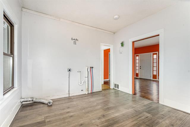 Builiding view eleven for 739 California, Alma, MI. 48801