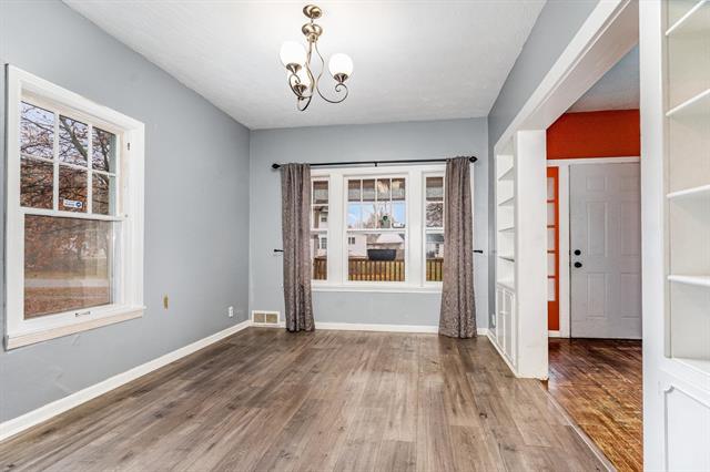 Builiding view four for 739 California, Alma, MI. 48801