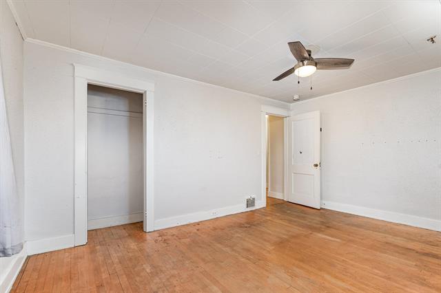 Builiding view fourteen for 739 California, Alma, MI. 48801