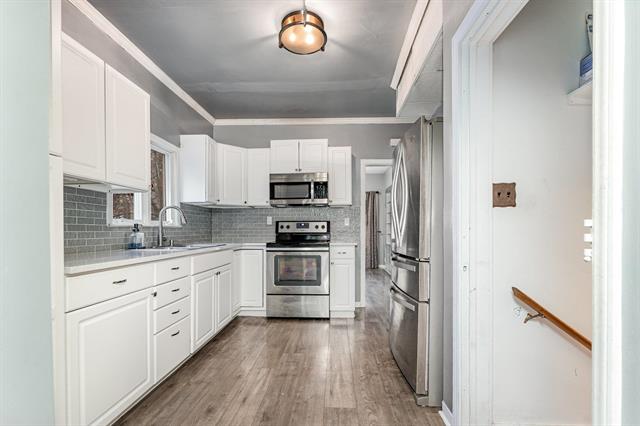 Builiding view six for 739 California, Alma, MI. 48801