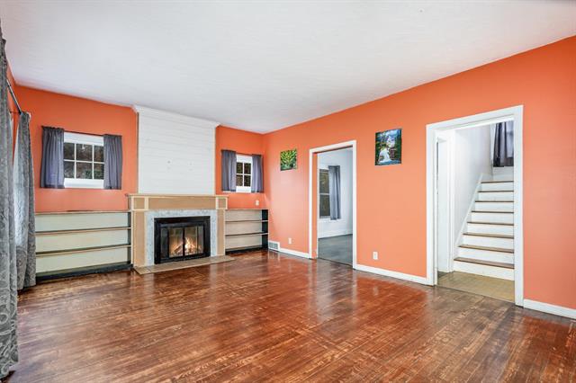 Builiding view two for 739 California, Alma, MI. 48801