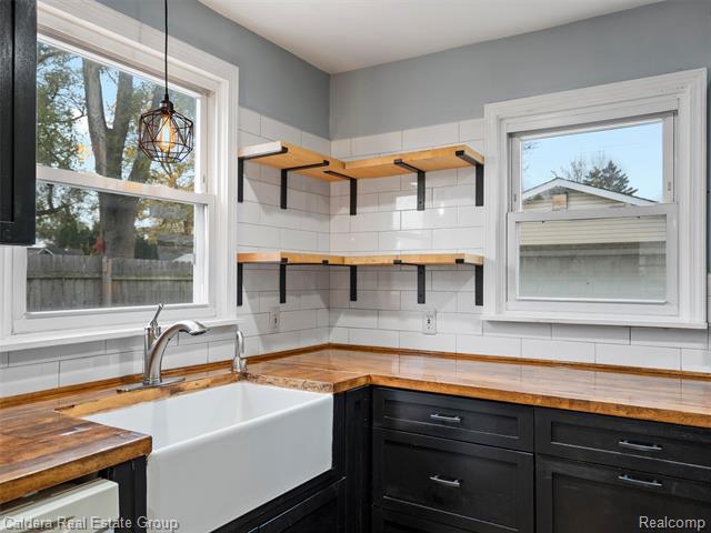 Builiding view five for 26745 Brush, Madison Heights, MI. 48071