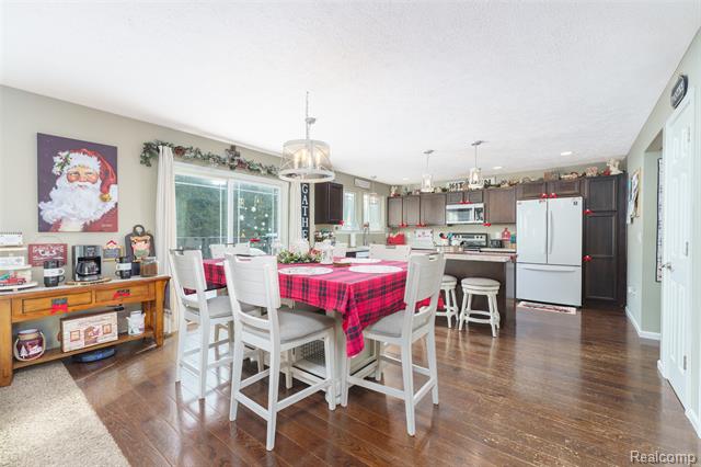 Builiding view eight for 7047 Bennington Greens, Owosso, MI. 48867