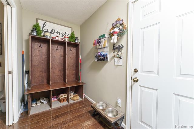 Builiding view fourteen for 7047 Bennington Greens, Owosso, MI. 48867