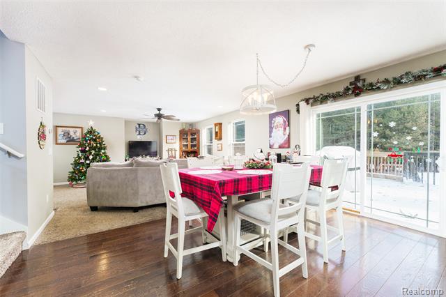 Builiding view seven for 7047 Bennington Greens, Owosso, MI. 48867