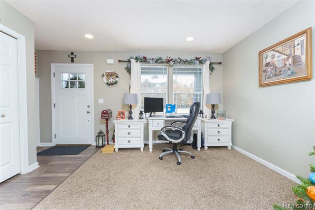 Builiding view sixteen for 7047 Bennington Greens, Owosso, MI. 48867