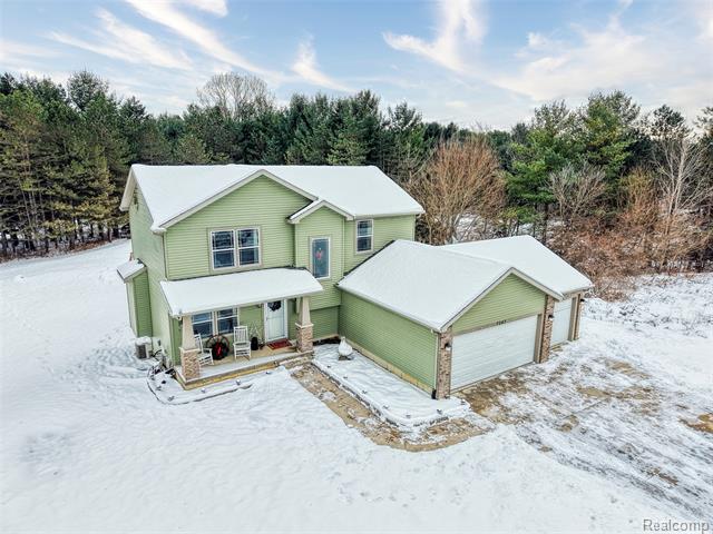 Builiding view three for 7047 Bennington Greens, Owosso, MI. 48867