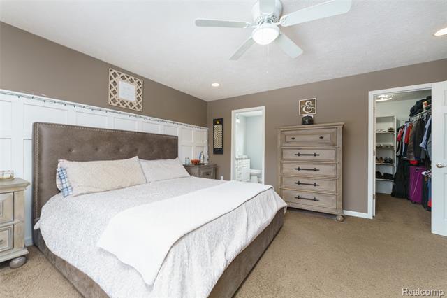 Builiding view twenty two for 7047 Bennington Greens, Owosso, MI. 48867