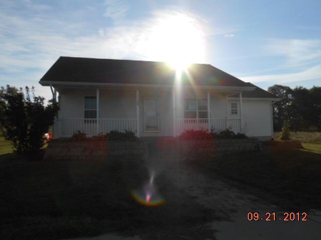 front view for 1135 Jack Henry Drive, Charlotte, Mi. 48813