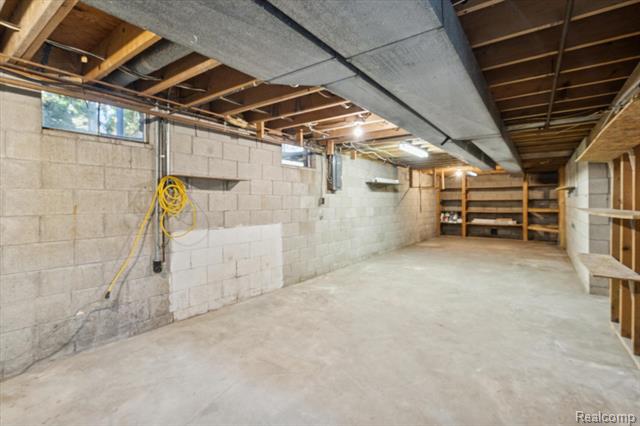 Builiding view thirty for 2055 Holly, Charlotte, MI. 48813