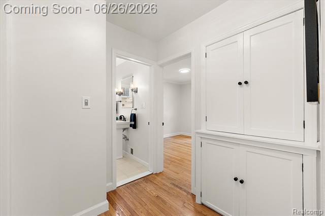 Builiding view eighteen for 603 N Vermont, Royal Oak, MI. 48067