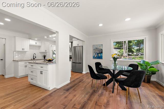 Builiding view fifteen for 603 N Vermont, Royal Oak, MI. 48067