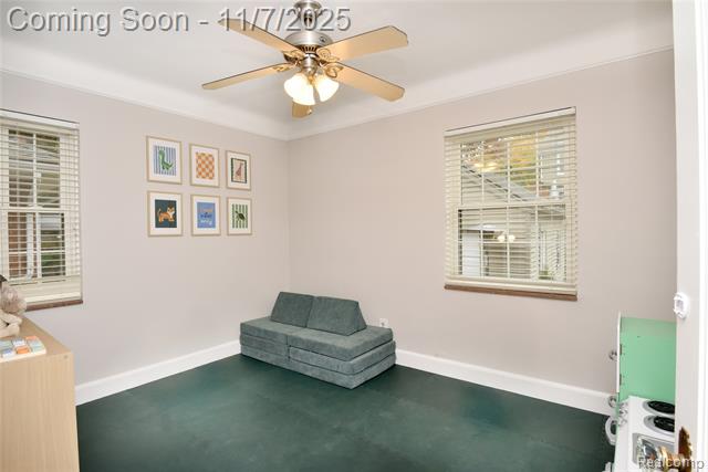 Builiding view nineteen for 800 Maplegrove, Royal Oak, MI. 48067