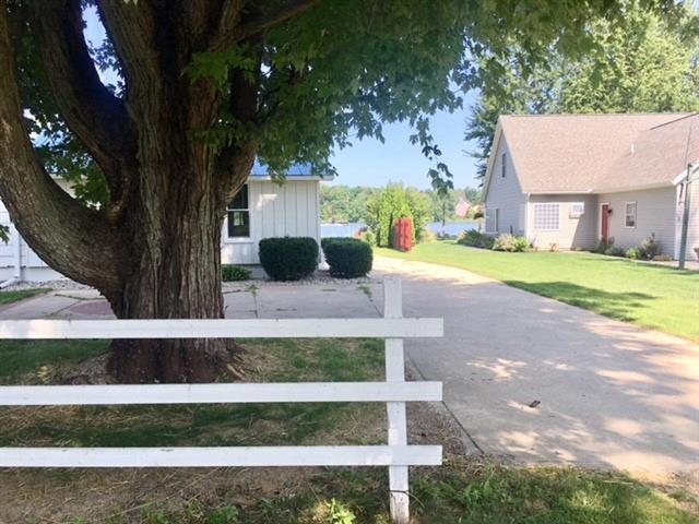 Builiding view twenty five for 416 Russell Dr, Coldwater, MI. 49036