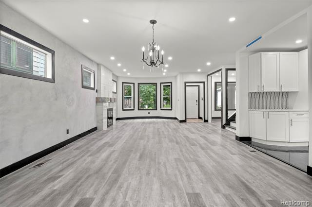 Builiding view five for 2283 Lamothe, Detroit, MI. 48206