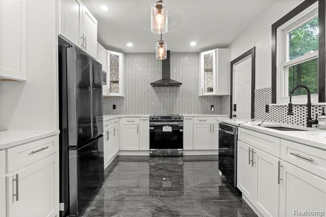 Builiding view seven for 2283 Lamothe, Detroit, MI. 48206