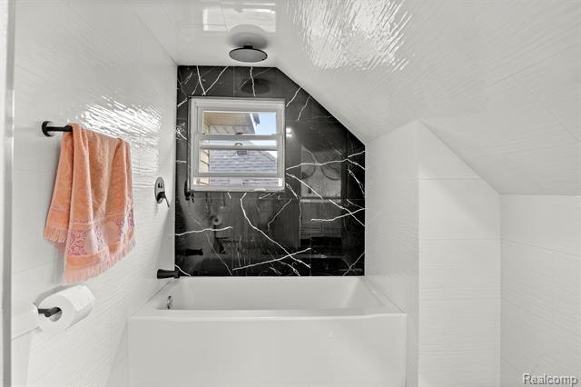 Builiding view twenty three for 2283 Lamothe, Detroit, MI. 48206