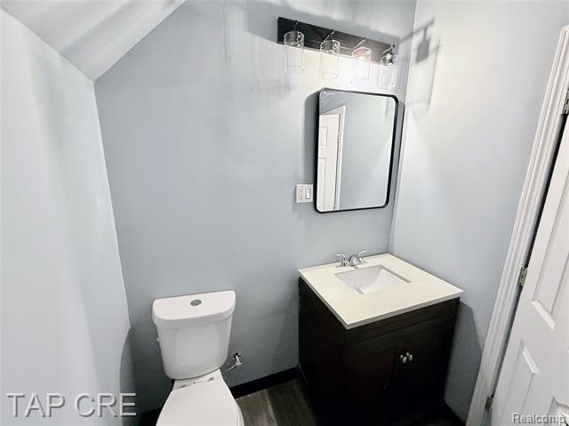 Builiding view nineteen for 17351 Ilene, Detroit, MI. 48221