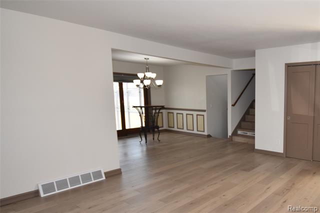 Builiding view thirteen for 5106 Lakewood, Grand Blanc, MI. 48439