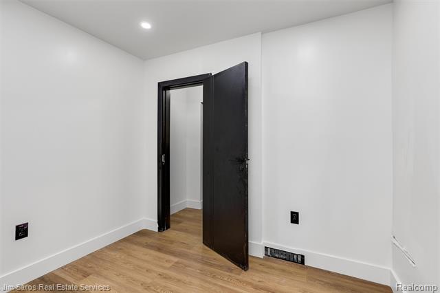 Builiding view eleven for 5075 Harvard, Detroit, MI. 48224