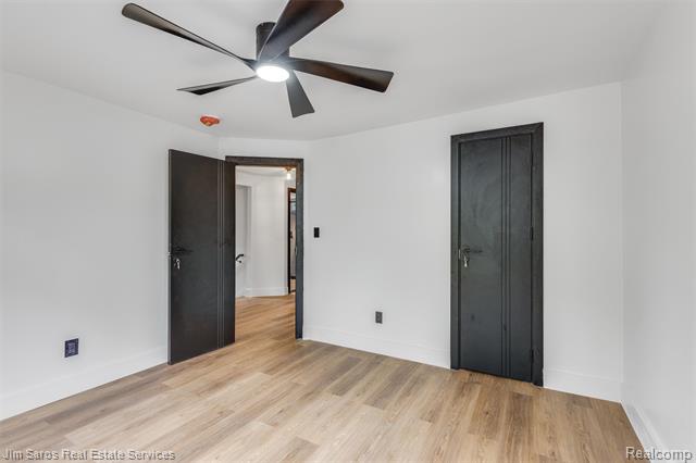 Builiding view twenty two for 5075 Harvard, Detroit, MI. 48224