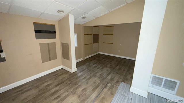 Builiding view thirteen for 12061 Wade, Detroit, MI. 48213