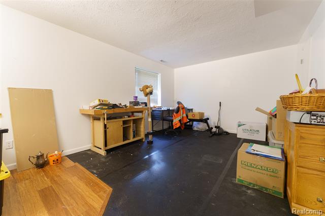 Builiding view eleven for 680 Hacker, Brighton, MI. 48114