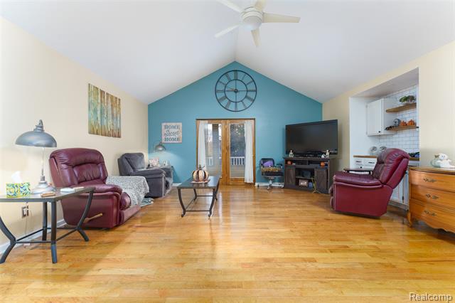 Builiding view five for 680 Hacker, Brighton, MI. 48114