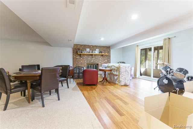 Builiding view fourteen for 680 Hacker, Brighton, MI. 48114