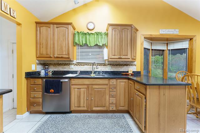 Builiding view three for 680 Hacker, Brighton, MI. 48114