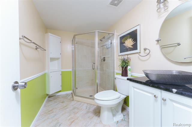 Builiding view twelve for 680 Hacker, Brighton, MI. 48114