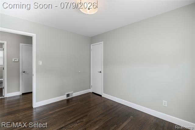 Builiding view forty three for 609 N Connecticut, Royal Oak, MI. 48067