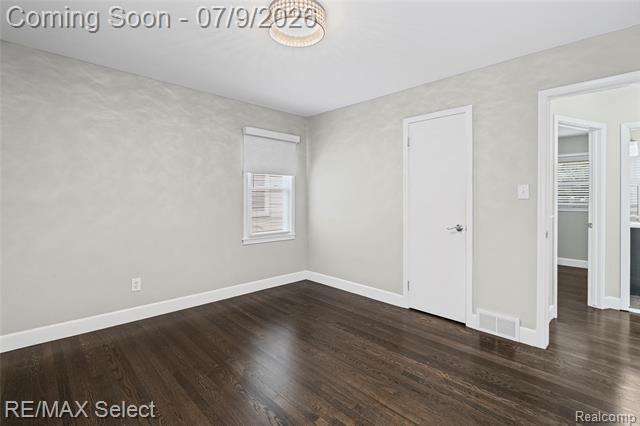 Builiding view thirty five for 609 N Connecticut, Royal Oak, MI. 48067