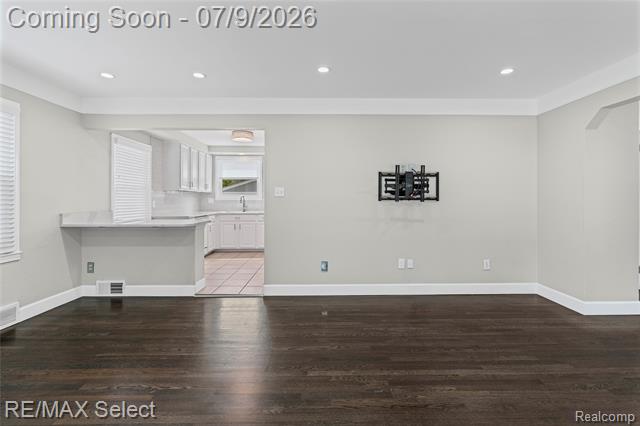 Builiding view thirty one for 609 N Connecticut, Royal Oak, MI. 48067
