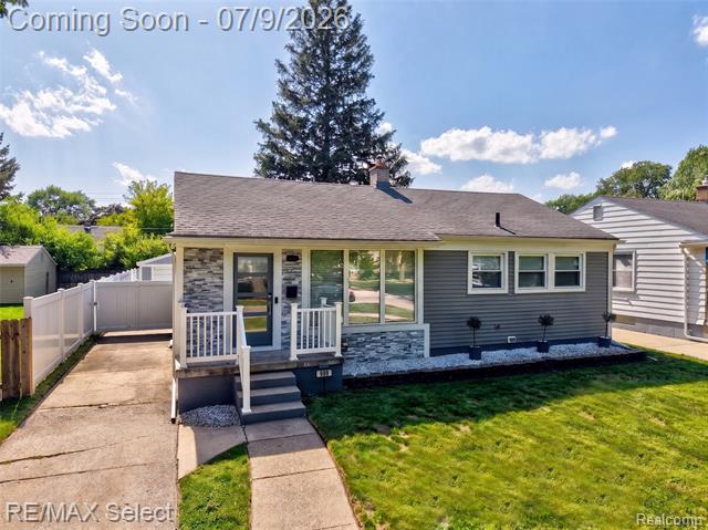 front view for 609 N Connecticut Ave, Royal Oak, Mi. 48067
