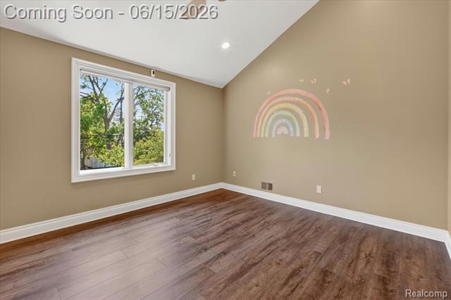 Builiding view thirty five for 126 Baldwin, Royal Oak, MI. 48067