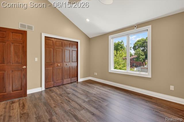 Builiding view thirty six for 126 Baldwin, Royal Oak, MI. 48067
